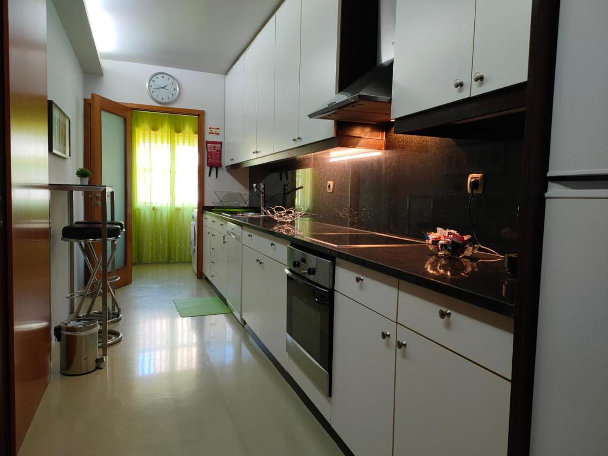 House4U Apartment บีลาโนวาเดกายา ภายนอก รูปภาพ